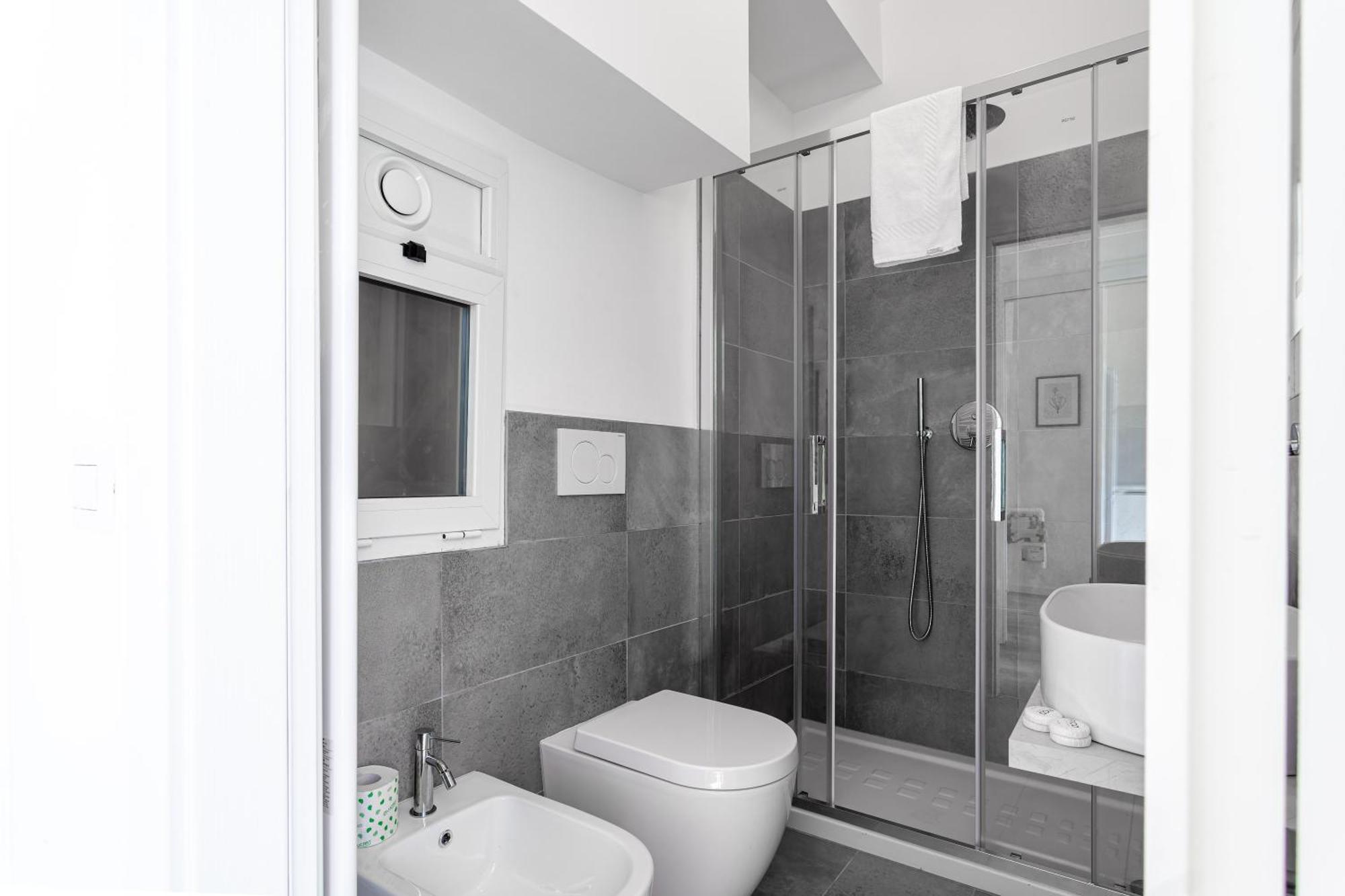 Apartamento Joivy Sublime Flat With Balcony Milán Exterior foto